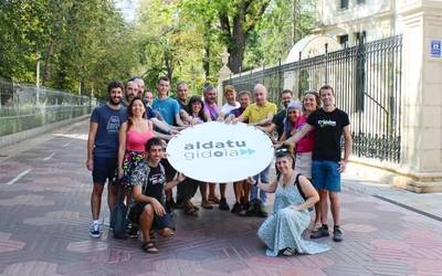 Euskara EITBren eta ikus-entzunezkoen erdigunean jartzea exijitu dute