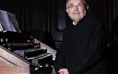Esteban Elizondo organistak 'La Música para órgano escrita en España entre 1880 y 1980' liburua aurkeztuko du larunbatean