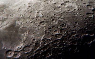 Ilatargi astronomia elkartearen erakusketa ikusgai dago Bergarako Aroztegi aretoan