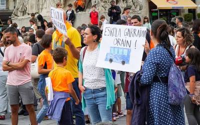 Eskola garraioa astelehenean itzuliko da