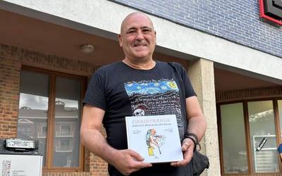 Koldo Landaluze: "Idazten ari naizenean, irudiek erasotzen naute, eta, marraztean, hitzek"