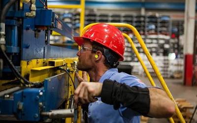 Iraurgi Berritzenek minbiziaren aurkako jardunaldia antolatu du industria sektoreko enpresentzat