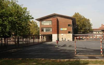 Daborduko Getxoko bost ikastetxetako patioak erabili daitezke eskolaz kanpoko ordutegietan