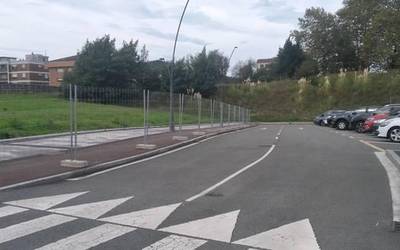 Urgozo kiroldegia eraikitzeko lanak hasi dituzte