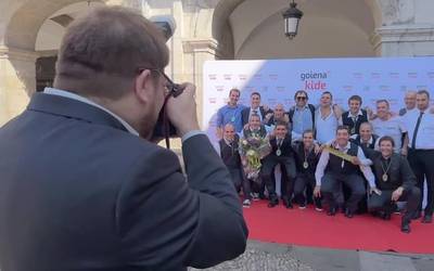 GOIENAk photocall-a jarri du beste urtebetez