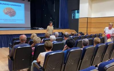 Garuneko gimnasia egitearen garrantzia nabarmendu dute Aramaion