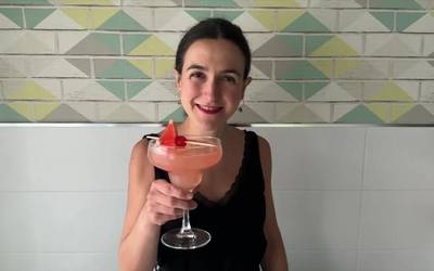 Alkoholik gabeko koktel batekin topa egiteko errezeta
