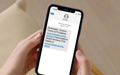 Osasun txartel digitala eskuratzeko mezuak mesfidantza sortu du zenbait herritarrengan