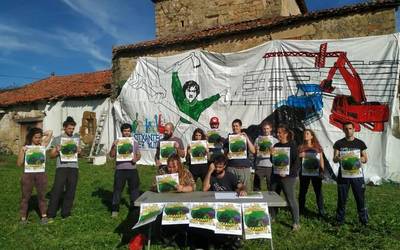 Desalojo agindua dela-eta, Otxantegi Herri Lurrak erresistentzia deitu du eguenerako