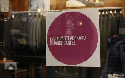Merkatarien elkarteakaz batera jorratuko dute azaroaren 25eko Erandioko kanpaina