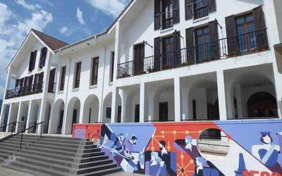 Arakilen gimnasia irakasleen lan poltsa osatu nahi dute
