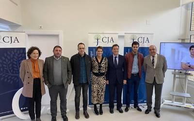 Josefina Arregi Klinikak Eguneko Zentro berria mustu du