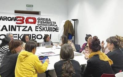 «Denok hartu behar dugu ardura zaintzaren egoera aldatzeko»