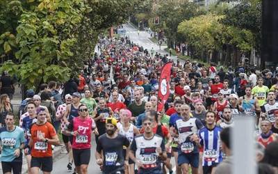 Azkoitiko 63 korrikalarik amaitu dute Behobia-Donostia lasterketa