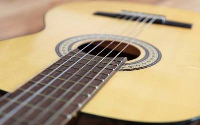 Gitarra ikastaroa egingo du Portaloi Kultur Elkarteak