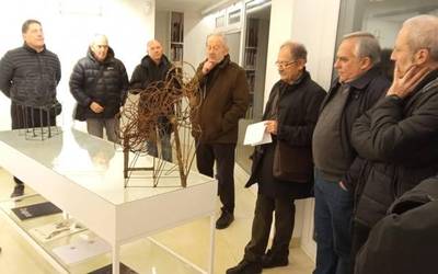 Urtarrilaren 30era arte izango da Zugastiren 'meta-LUR' erakusketa Oreka Art galerian