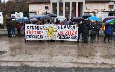 [ARGAZKI GALERIA] Greba feminista orokorra, eskualdean
