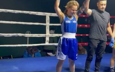 Boxeolari sakandarren progresio ederra