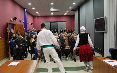 Mendaro herri egin zenetik 40 urte bete direla ospatu dute