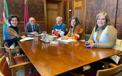 Udalak Ramiro González Diputatu Nagusiarekin lehen lan-bilera egin du