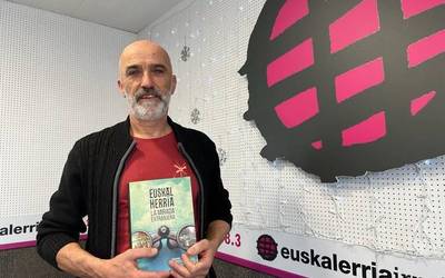 Fernando Perez de Laborda: "Historian zehar Euskal Herria bisitatu dutenek herri independente bat ikusi dute hemen"