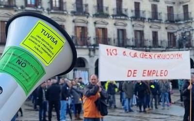 Tuvisako langileak protestara itzuli dira, erabateko jarraipenarekin