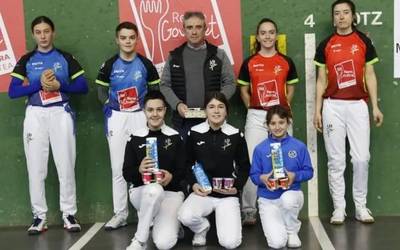 Asteburuko Adosen txapelketako bi partidak galdu ditu Etxekolonea zubietarrak