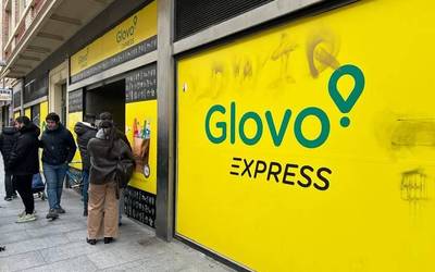 Glovo enpresak Iruñeko egoitza itxi eta hamazazpi langile kaleratuko ditu