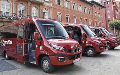 Erandioko autobus-gidari bati erretiroa hartzeko eskubidea ukatu diotela salatu du ELAk