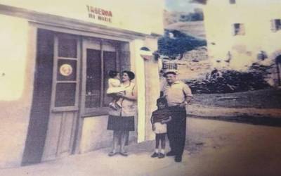 Igantziko Bi-Bide janari dendak 60 urte bete ditu lanean