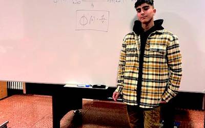 Alain Castillo: "Gozatu egiten dut matematikarekin"