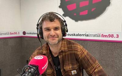 Hannot Mintegia (Moxal): “Pop esperimentala egiten dudala diote, eta definizio hori gustatzen zait”