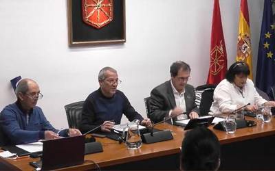 Adavan kezkatuta dago amiantoa kentzeko plana geldi baitago