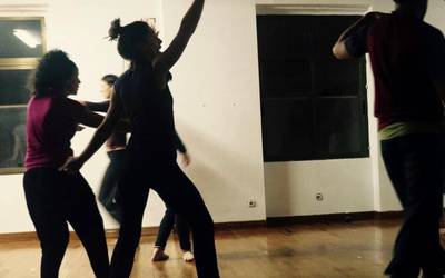 'Ecstatic dance' saio bat gehiago, Ekin Emakumeak Elkartearen eskutik