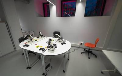 Bilbon ospatuko dira nazioarteko gazteentzako robotika torneoaren sailkapen-probak