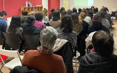 Indarkeria matxistari aurre egiteko asanblada irekiak deitu ditu Itaiak