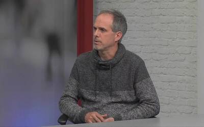 Ibon Arrizabalaga: "Euskaraz bizi nahi badugu, ezinbestekoa da lan mundua euskalduntzea"
