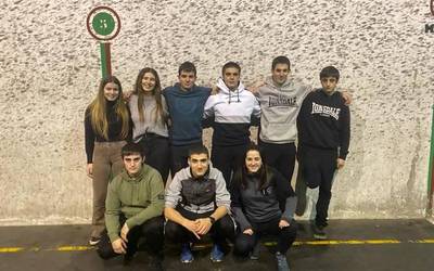 Urdiaindar hamahirukotea festarako prest