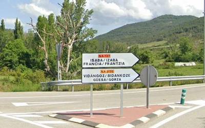 Nafarroako lan behartuen biktima frankistentzat babesa eskatu dute parlamentuan