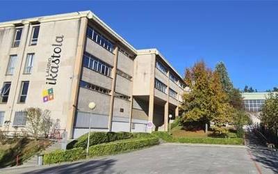 Bigarren Hezkuntzarako irakasle lan deialdia