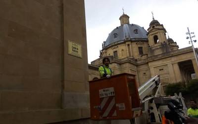 Erorikoen monumentua eraistea eskatu dute Iruñean