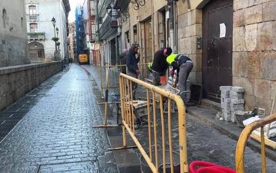 Zuntz optikoa jartzeko lanak abuztuan amaituko dituzte