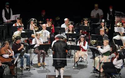 Arrasate Musikalen bandarentzat ez dira bukatu Inauteriak
