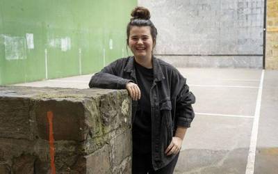 Oihana Arana: «Nire ustez, performance 'mamarratxo' apur bat falta zaio bertsolaritzari»