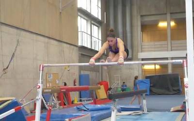 Maddi Azkorbebeitia: gimnasia artistikoaz gozatzen