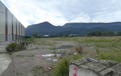 Arakil gobernua industrialdeei noiz bultzada emateko zain