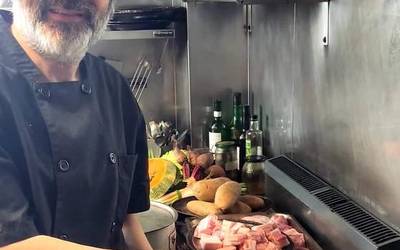 Jesus Kalboetxeaga: "Lapikoa gutxi erabili ohi dugu, eta frijitzeko plantxa gehiegi"