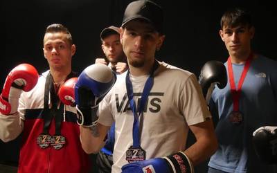 Espainiako Kick Boxing Txapelketatik lau domina ekarri dituzte Laudiora asteburuan