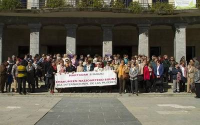 Laudiok Emakumeen Nazioarteko Eguna ospatuko du emakumeen belaunaldi ezberdinen historiari balioa emanez