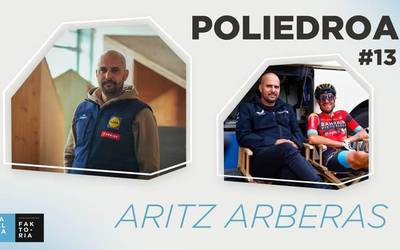 Txirrindularitza eta erronka berriei buruz Aritz Arberas prestatzaile fisikoarekin